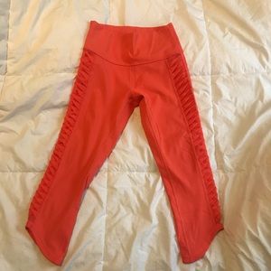 NWOT Lulu lemon coral crop leggings